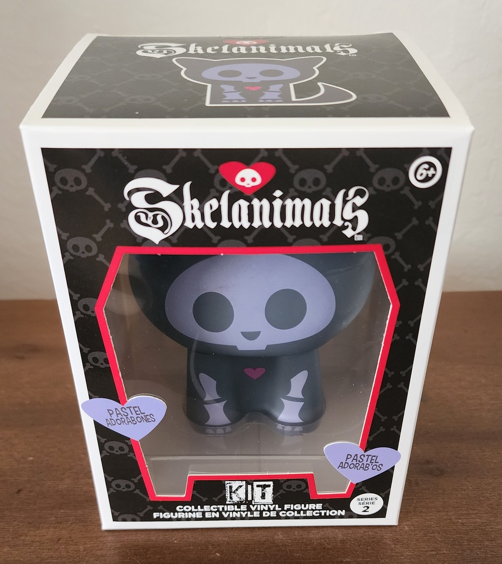 Hasbro Skelanimals Vynl Figurine ( Kit)